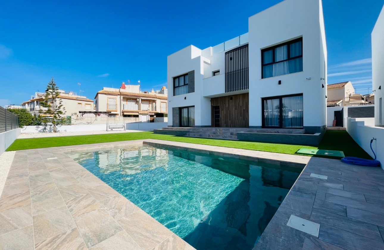 Nieuwbouw Woningen - Villa - Torrevieja
