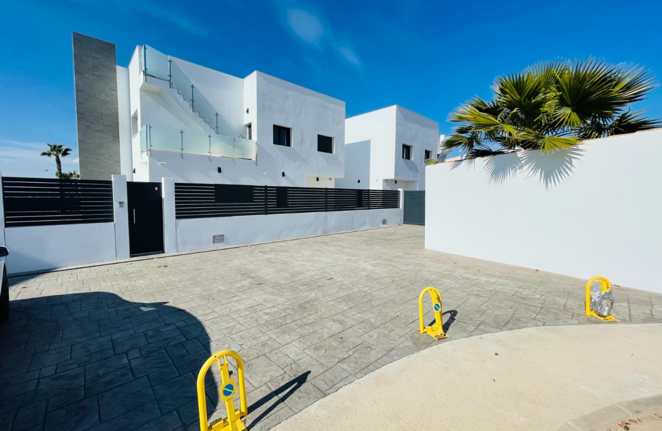 Nieuwbouw Woningen - Villa - Torrevieja