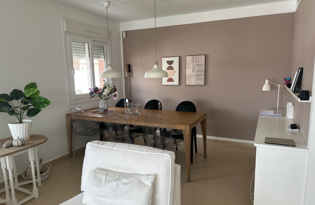 Resale - Villa - Gran Alacant