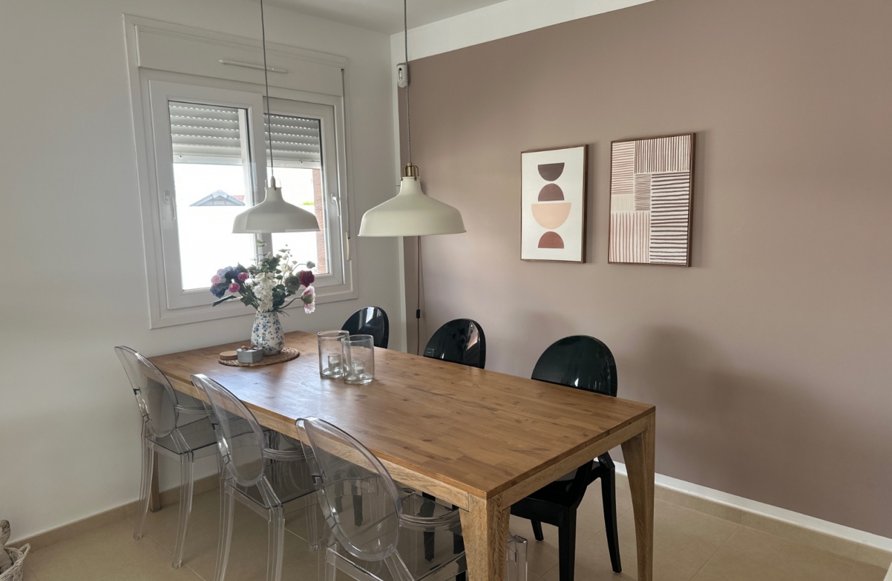 Resale - Villa - Gran Alacant