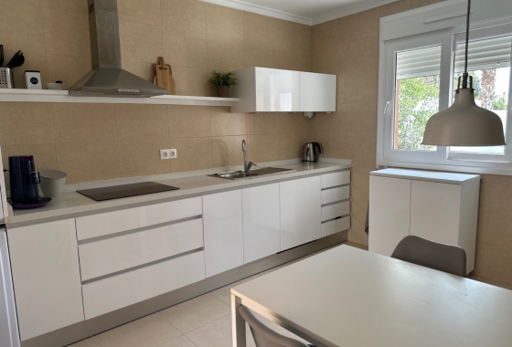 Resale - Villa - Gran Alacant