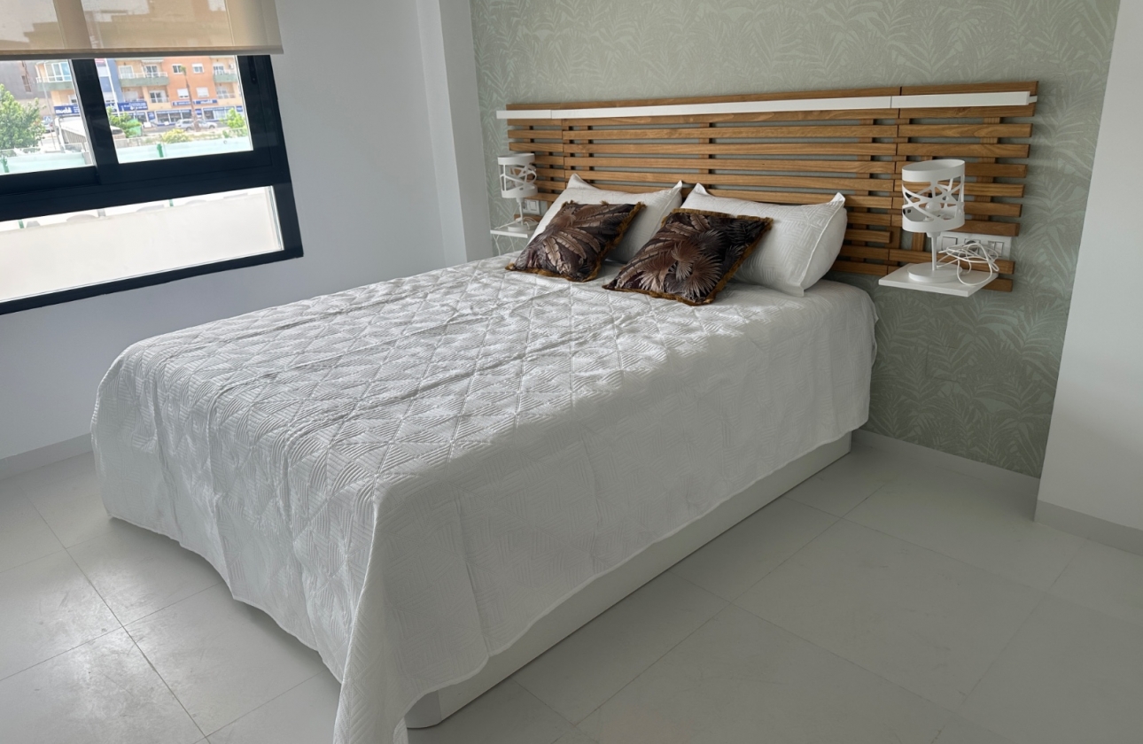 Reventa - Apartamento / piso - San Miguel de Salinas