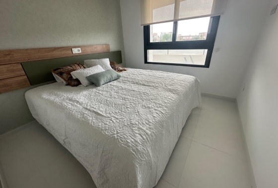 Reventa - Apartamento / piso - San Miguel de Salinas