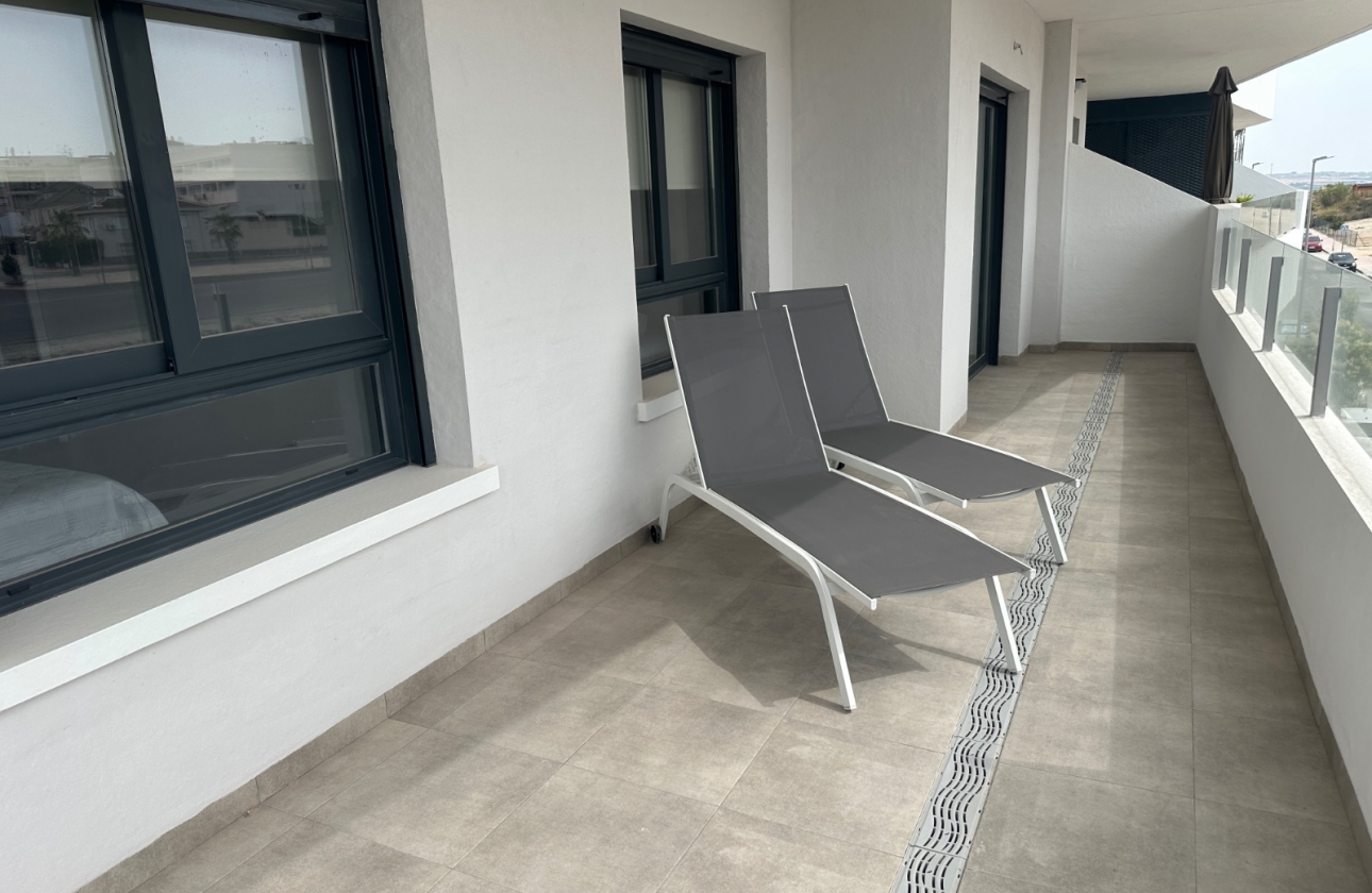 Reventa - Apartamento / piso - San Miguel de Salinas