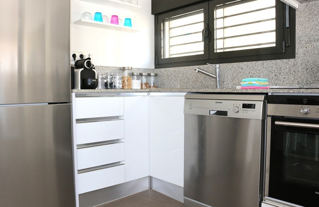 Resale - Villa - Orihuela Costa - La Zenia