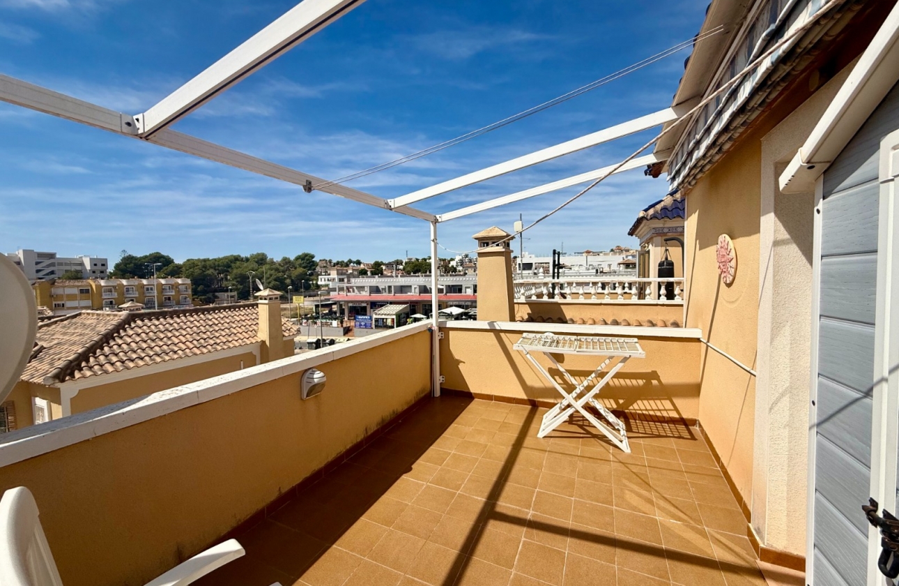 Herverkoop - Villa - Orihuela Costa - Villamartín