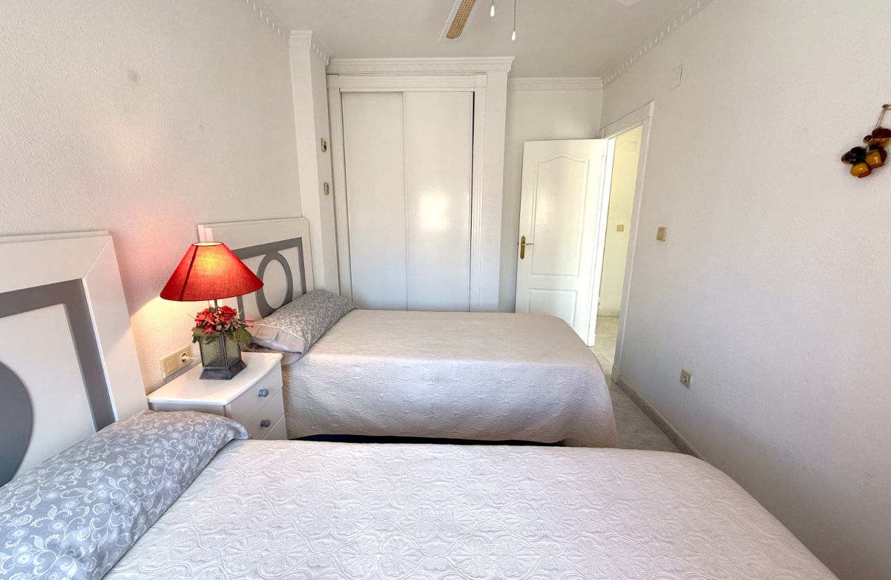 Herverkoop - Villa - Orihuela Costa - Villamartín