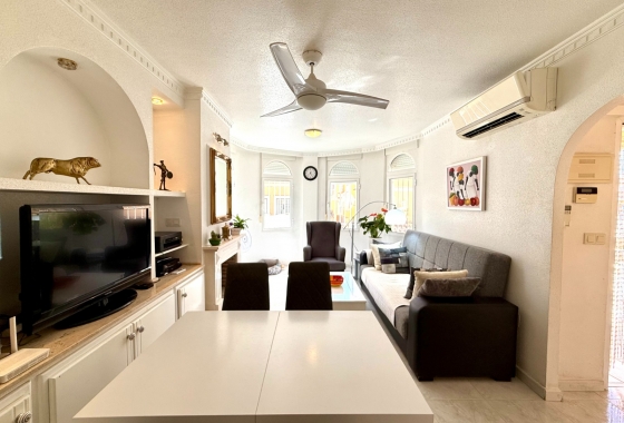 Herverkoop - Villa - Orihuela Costa - Villamartín