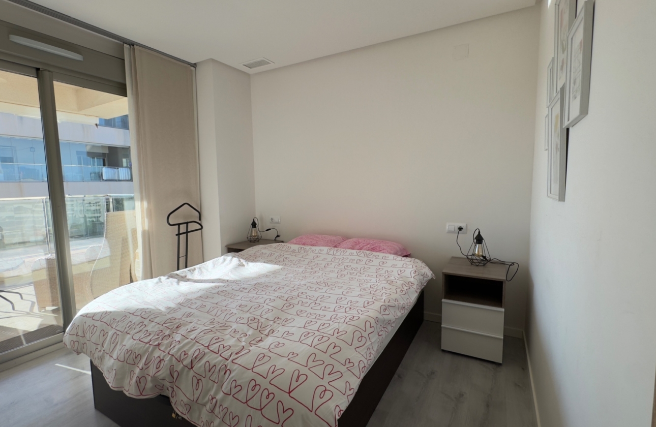 Resale - Apartment / flat - Orihuela Costa - Los Dolses