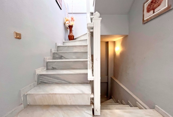 Herverkoop - Villa - Orihuela Costa - La Zenia