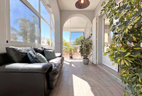 Herverkoop - Villa - Orihuela Costa - La Zenia