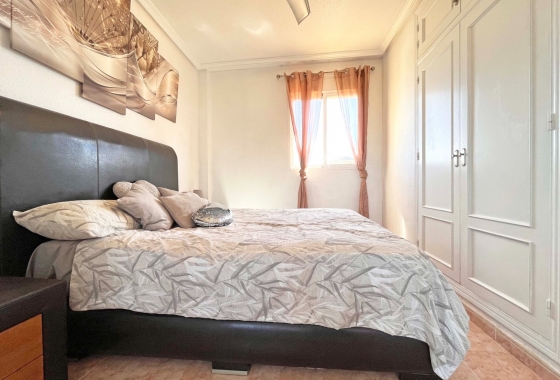 Herverkoop - Villa - Orihuela Costa - La Zenia