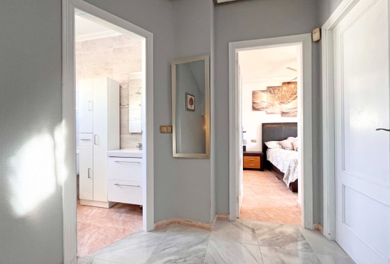 Herverkoop - Villa - Orihuela Costa - La Zenia