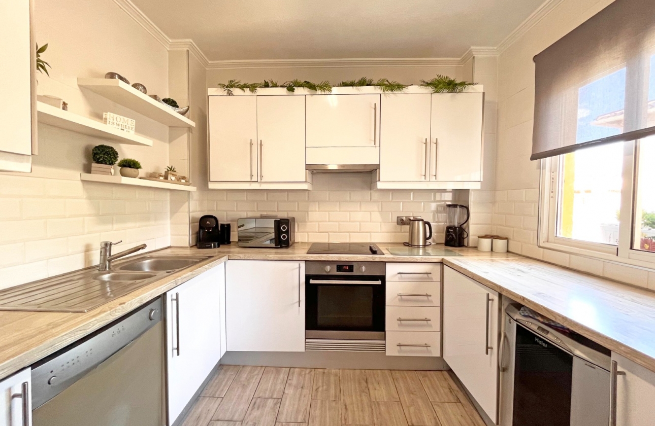 Herverkoop - Villa - Orihuela Costa - La Zenia