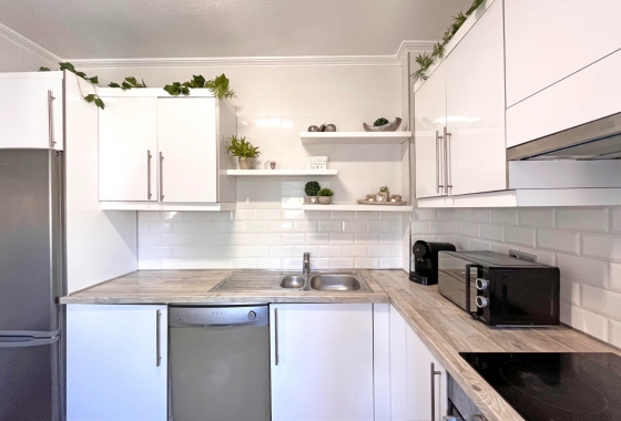 Herverkoop - Villa - Orihuela Costa - La Zenia