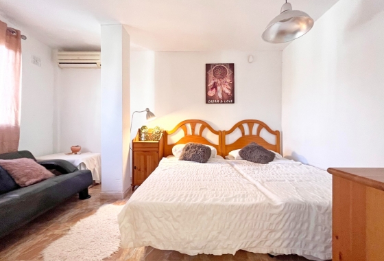 Herverkoop - Villa - Orihuela Costa - La Zenia