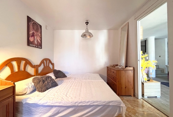 Herverkoop - Villa - Orihuela Costa - La Zenia