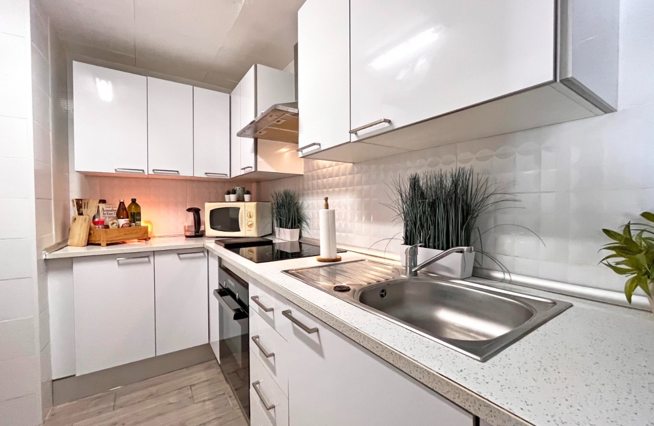 Herverkoop - Villa - Orihuela Costa - La Zenia