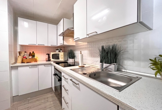 Herverkoop - Villa - Orihuela Costa - La Zenia