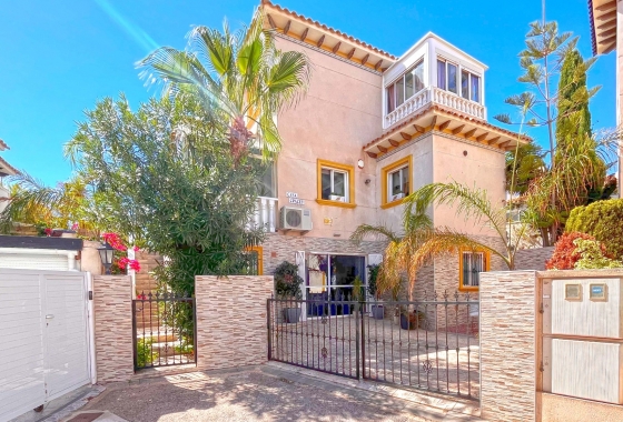 Herverkoop - Villa - Orihuela Costa - La Zenia