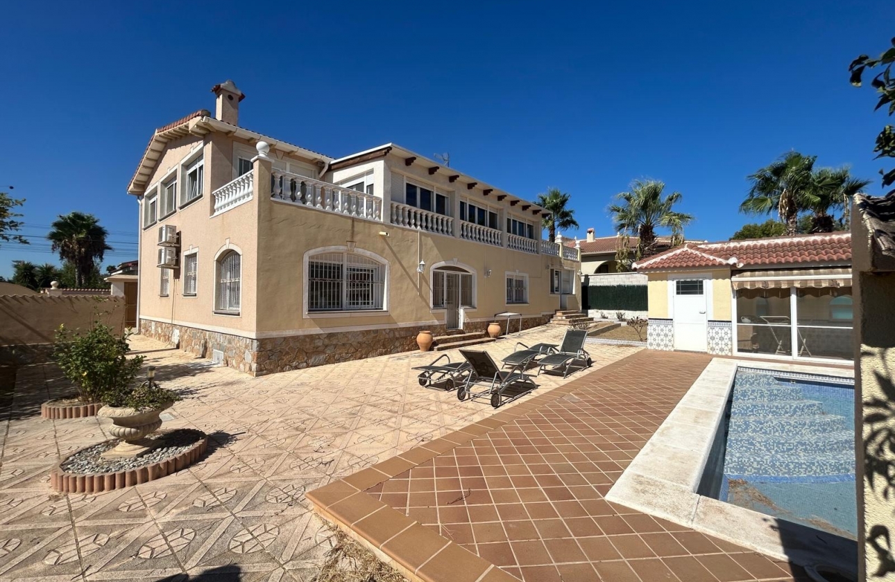 Resale - Villa - Ciudad Quesada - town