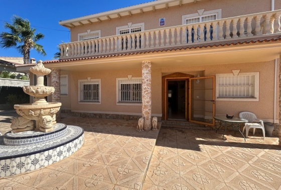 Resale - Villa - Ciudad Quesada - town