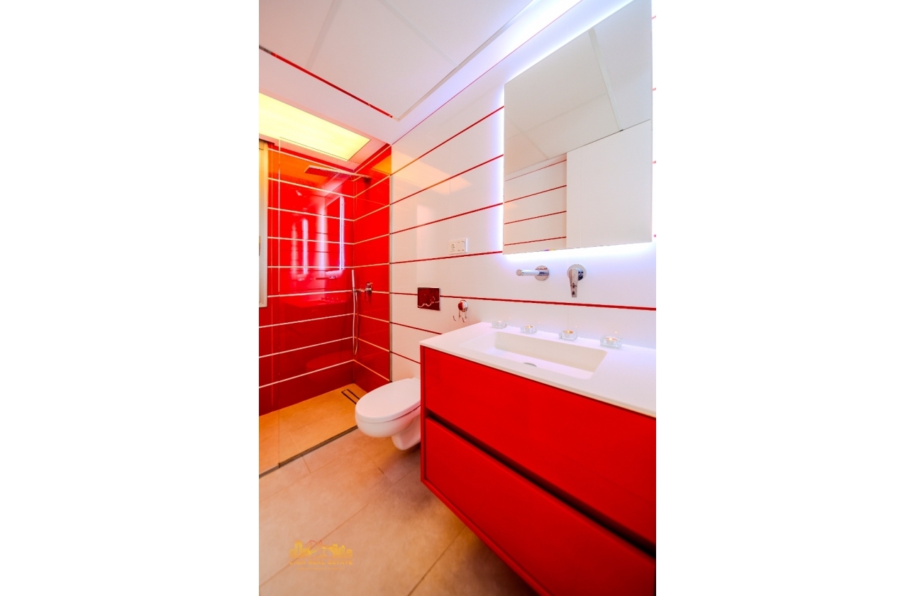 Resale - Villa - Orihuela Costa - Villamartín