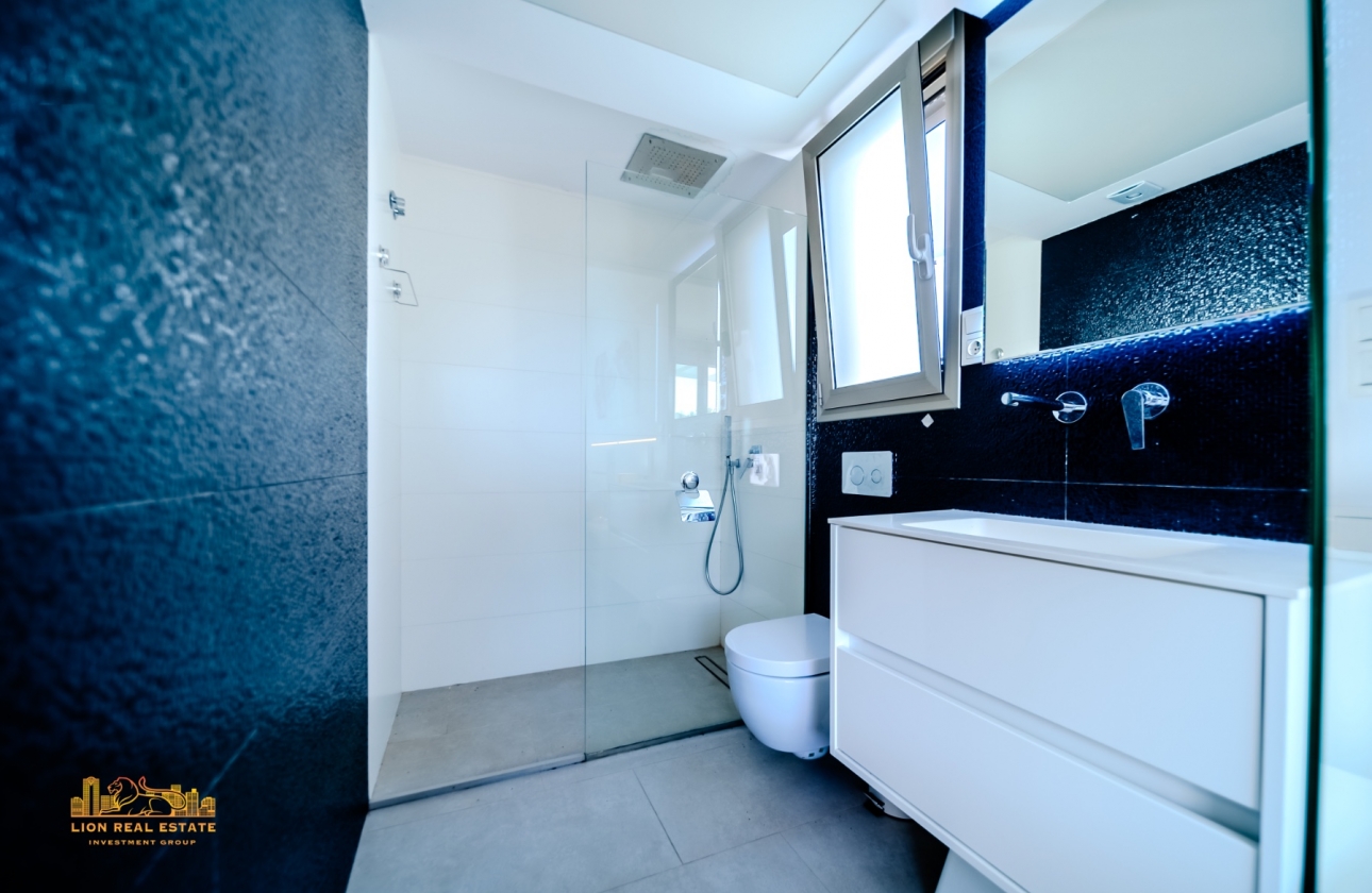 Resale - Villa - Orihuela Costa - Villamartín