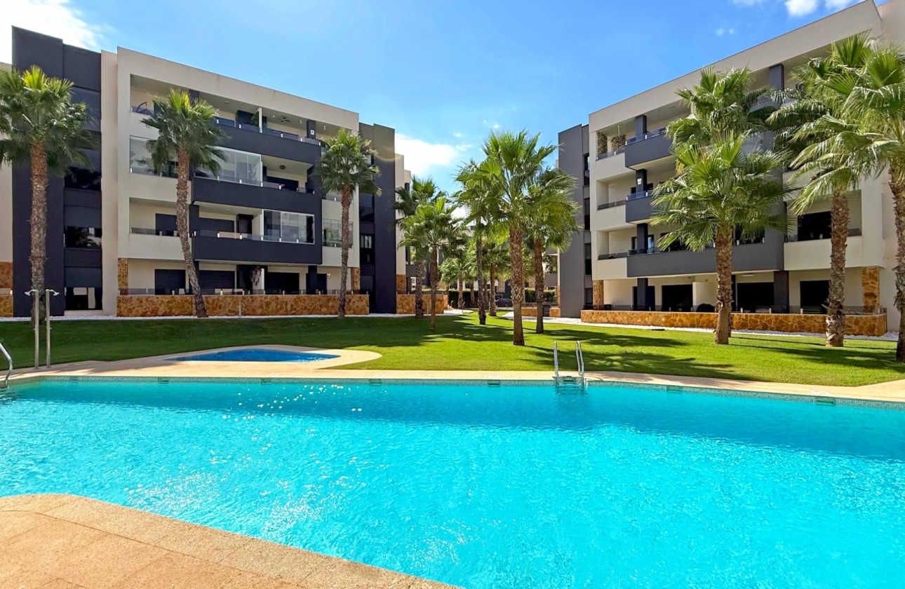 Resale - Apartment / flat - Orihuela Costa - Los Altos