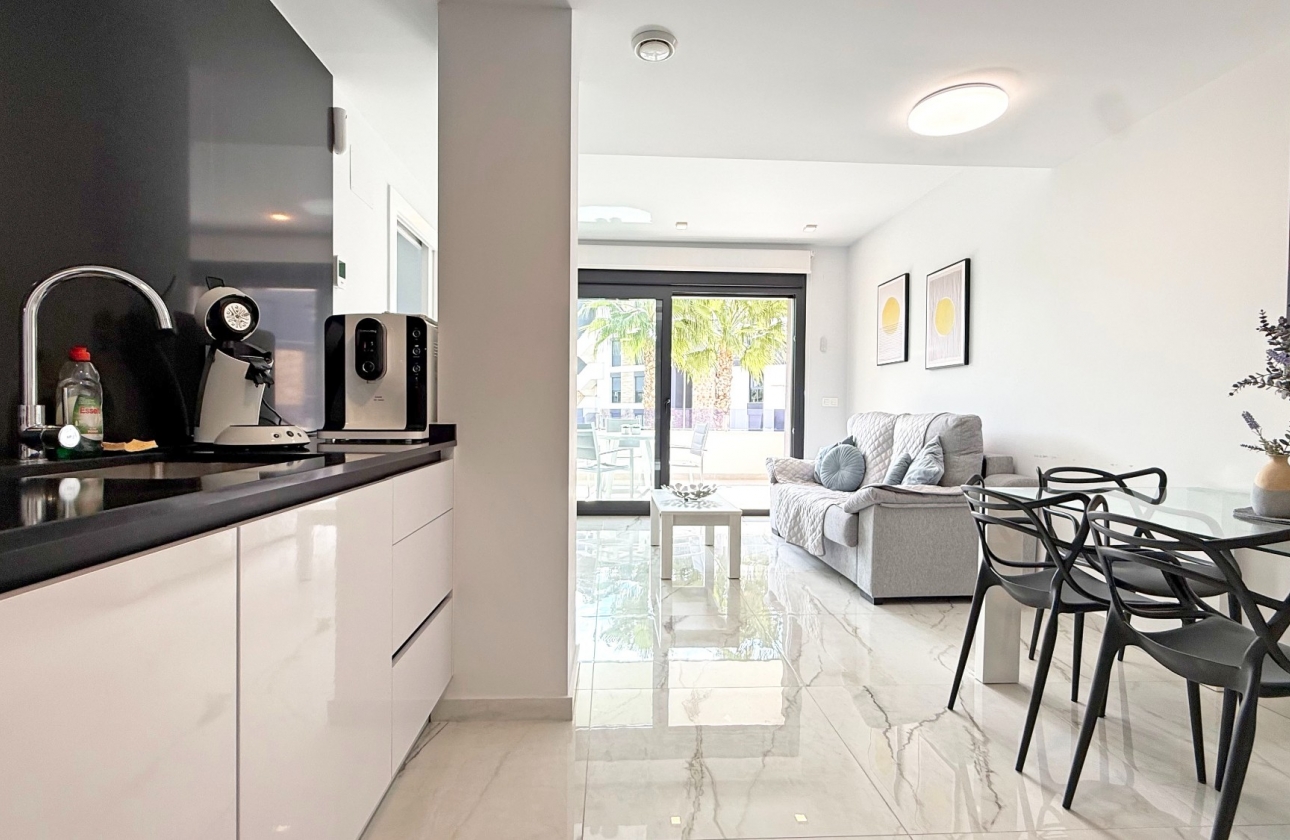 Resale - Apartment / flat - Orihuela Costa - Los Altos