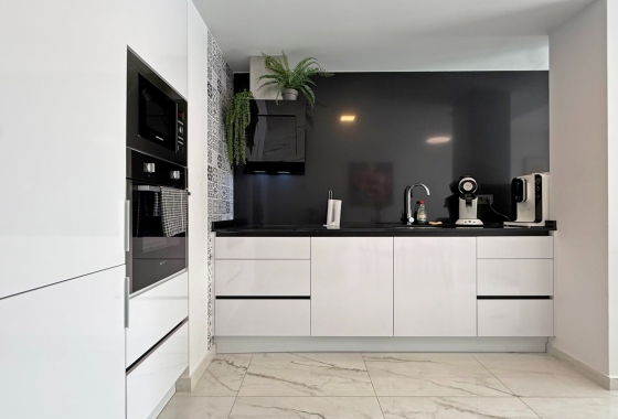 Resale - Apartment / flat - Orihuela Costa - Los Altos