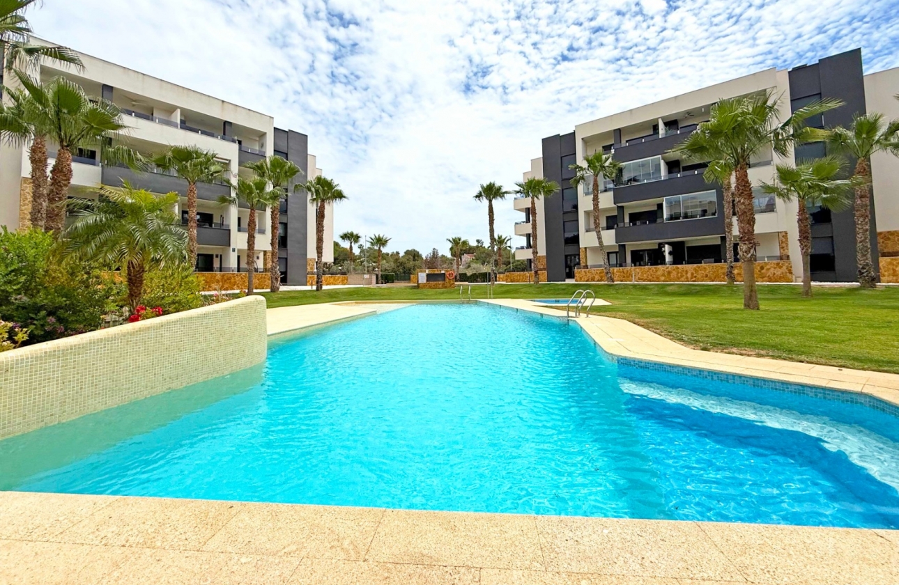Resale - Apartment / flat - Orihuela Costa - Los Altos