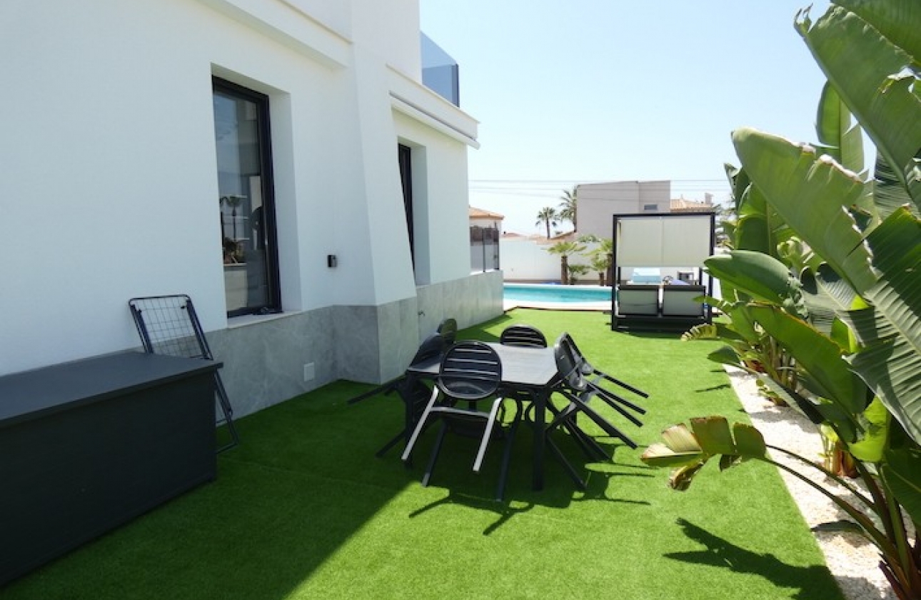 Reventa - Villa - Ciudad Quesada