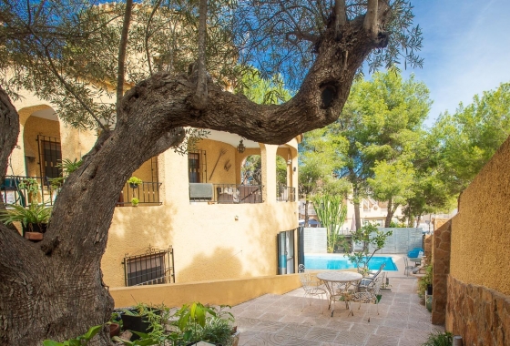 Resale - Villa - Villamartin - Res. Las Filipinas