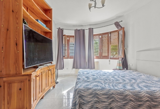 Resale - Villa - Villamartin - Res. Las Filipinas