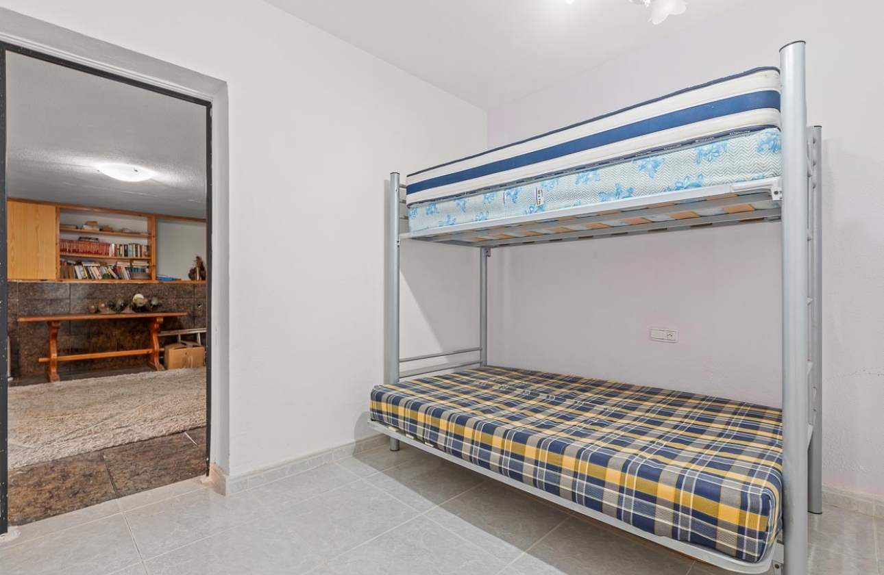 Resale - Villa - Villamartin - Res. Las Filipinas