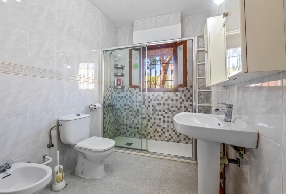 Resale - Villa - Villamartin - Res. Las Filipinas