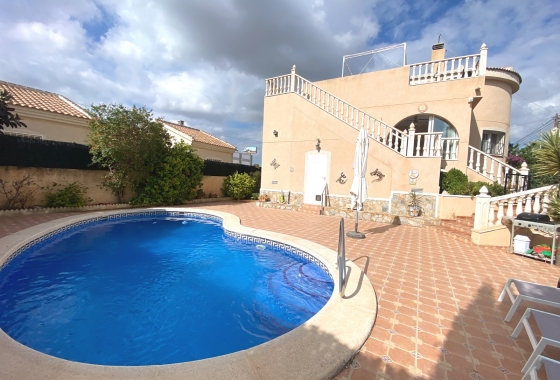 Resale - Villa - Ciudad Quesada