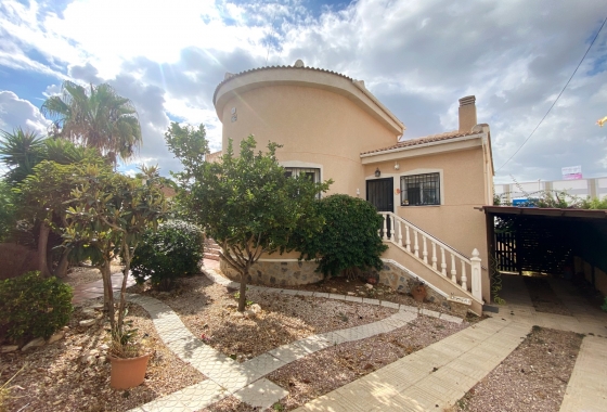 Resale - Villa - Ciudad Quesada