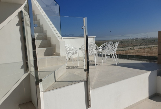 Resale - Villa - El Raso