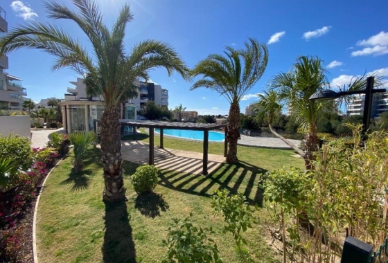 Resale - Apartment / flat - Orihuela Costa - Villamartín