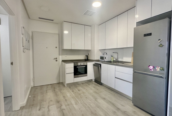 Resale - Apartment / flat - Orihuela Costa - Villamartín