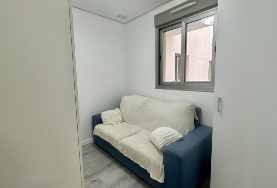 Resale - Apartment / flat - Orihuela Costa - Villamartín