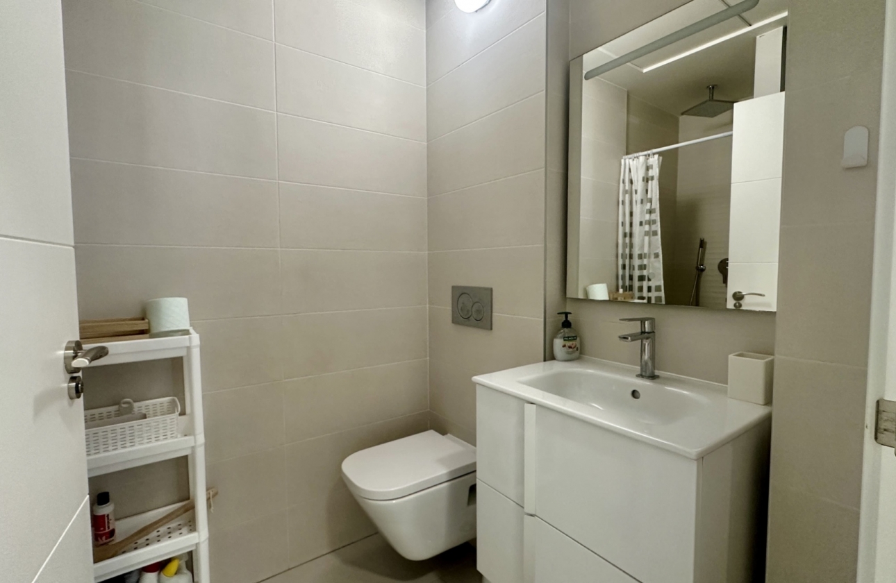 Resale - Apartment / flat - Orihuela Costa - Villamartín