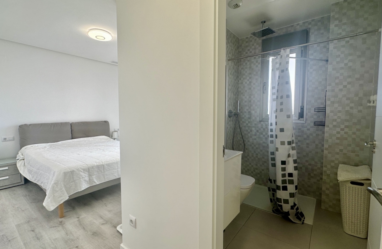 Resale - Apartment / flat - Orihuela Costa - Villamartín