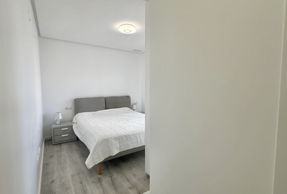 Resale - Apartment / flat - Orihuela Costa - Villamartín