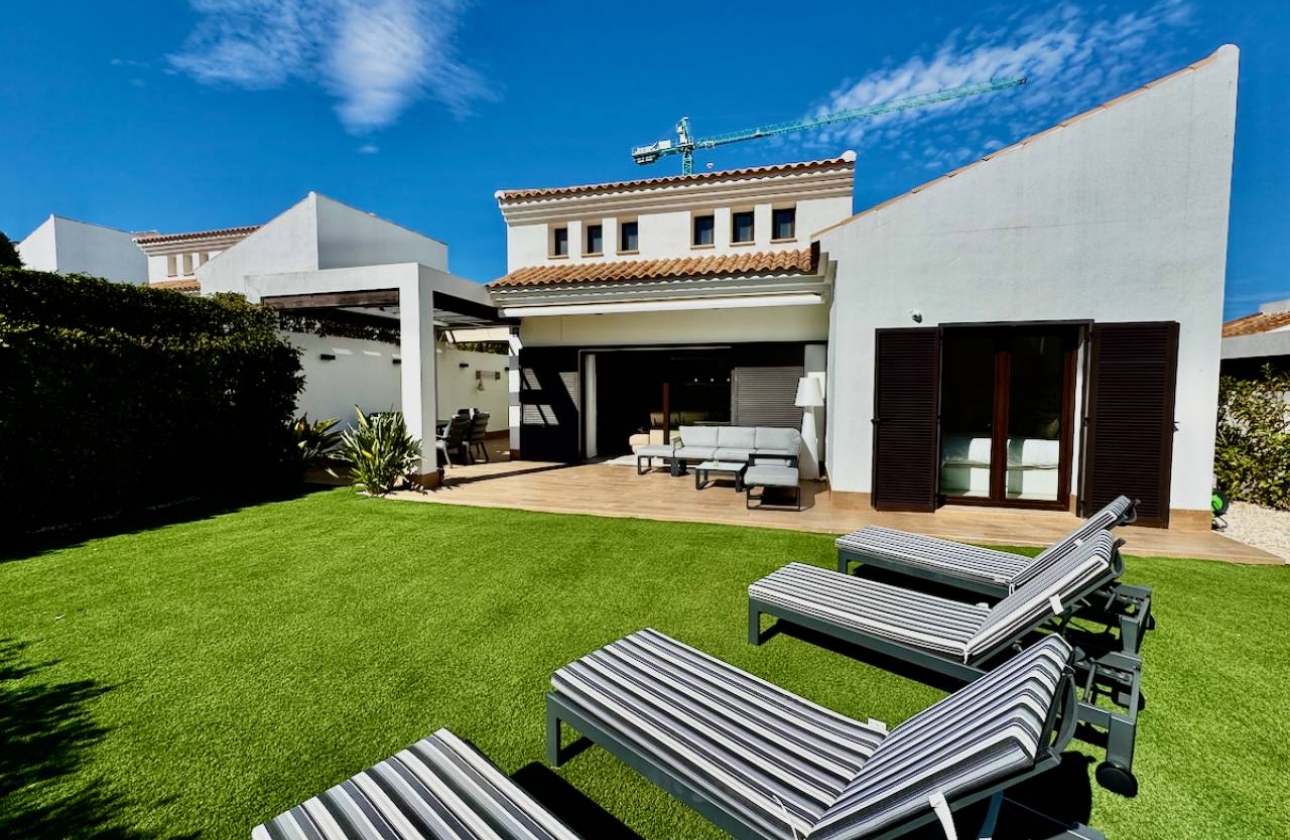 Resale - Villa - Algorfa - La finca Golf