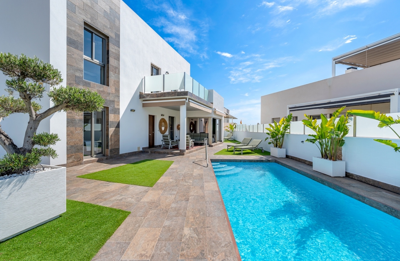 Resale - Villa - Orihuela Costa - Pau 8