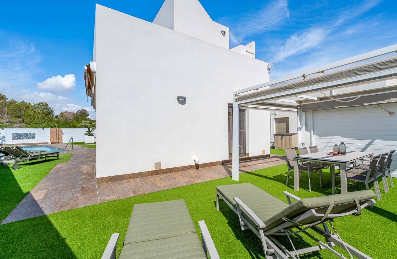 Resale - Villa - Orihuela Costa - Pau 8