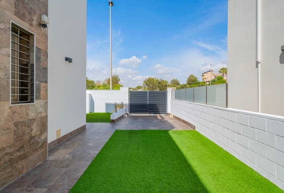 Resale - Villa - Orihuela Costa - Pau 8